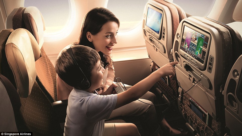 EKONOMIKLASS. 1. Singapore Airlines. Singapore Airlines har setts som en banbrytare sedan 1960 och ser till att uppgradera sin planinredning ofta. EKONOMIKLASS. 1. Singapore Airlines. Singapore Airlines har setts som en banbrytare sedan 1960 och ser till att uppgradera sin planinredning ofta.
