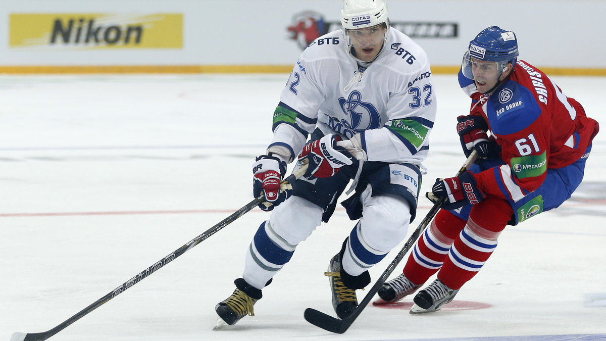 Alexander Ovechkin spelar hemma i KHL under lockouten. Han har tidigare kritiserat NHL-ledningen på Twitter.
