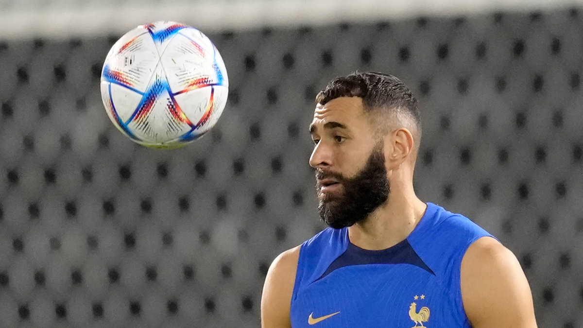 Karim Benzema är kvitt sin lårskada, men återvänder han till den franska VM-truppen till söndagens final mot Argentina? Arkivbild.