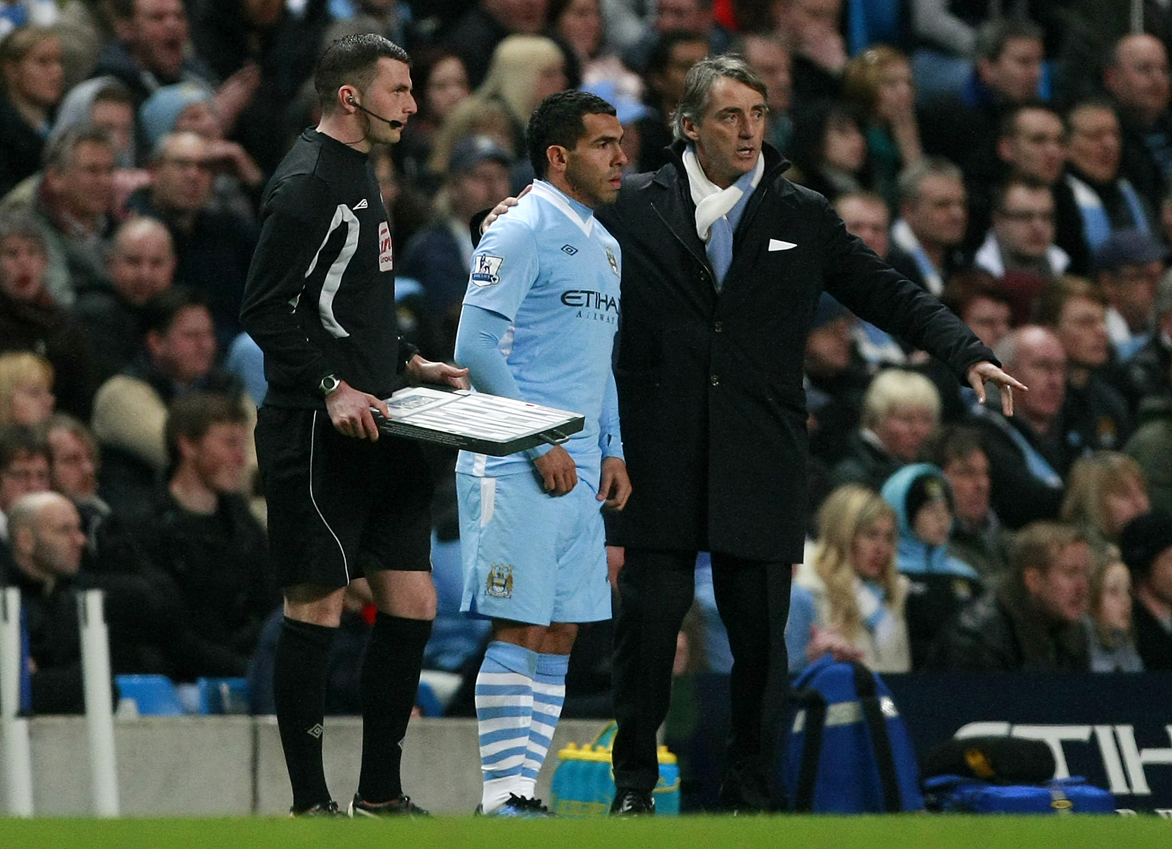 Tevez och Mancini är sams igen. Kommer de vara kvar nästa säsong? Tevez och Mancini är sams igen. Kommer de vara kvar nästa säsong?
