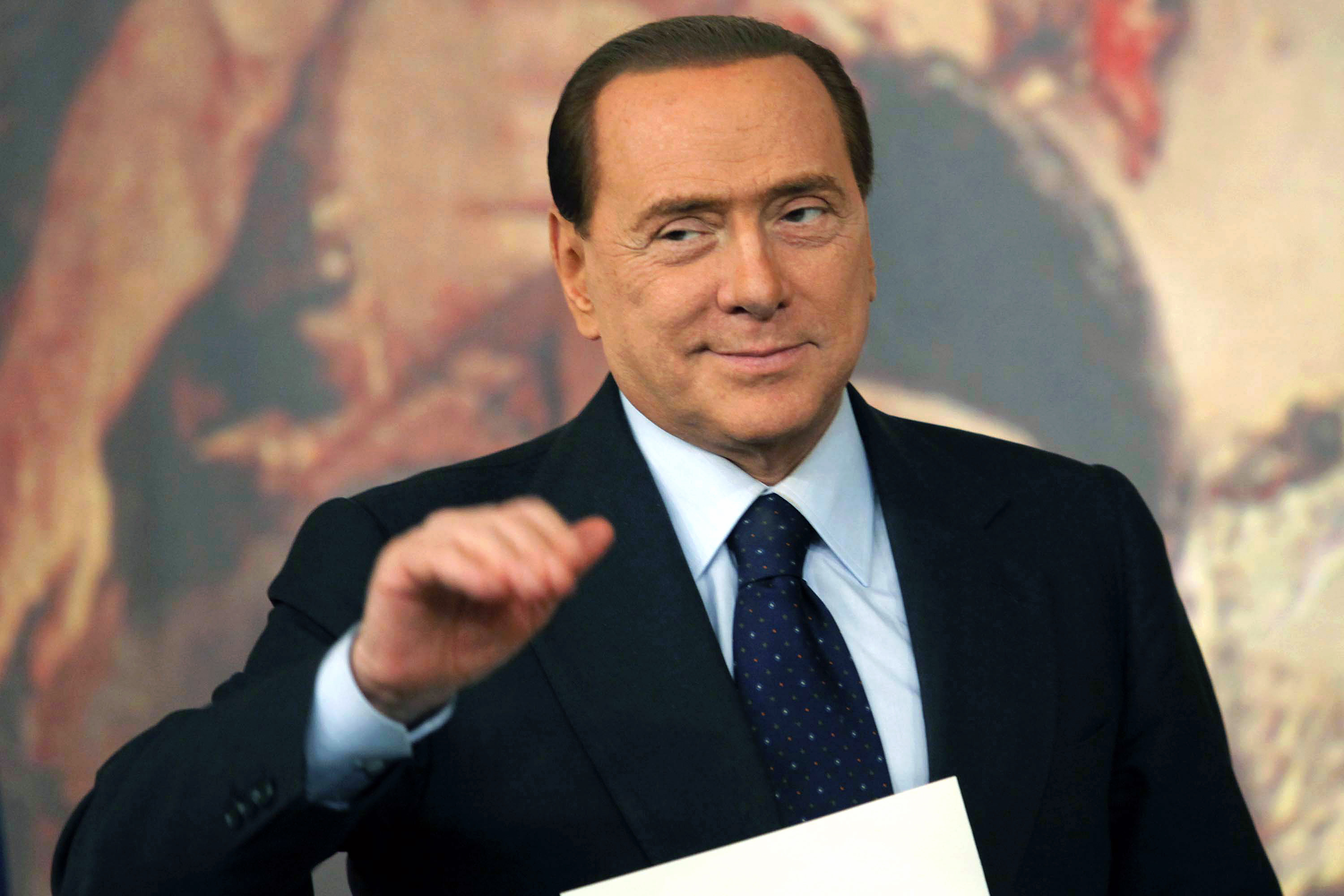 Silvio Berlusconi, Flicka, Köp av sexuell tjänst, Italien, Berlusconi
