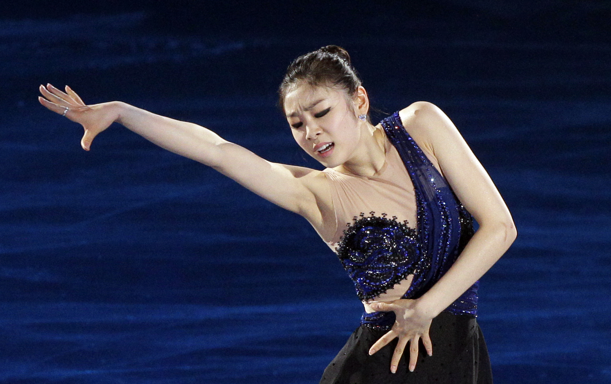 Isdansösen Kim Yu-na drog hem smått makalösa 50 miljoner kronor på att glida runt på ett par skridskor.
