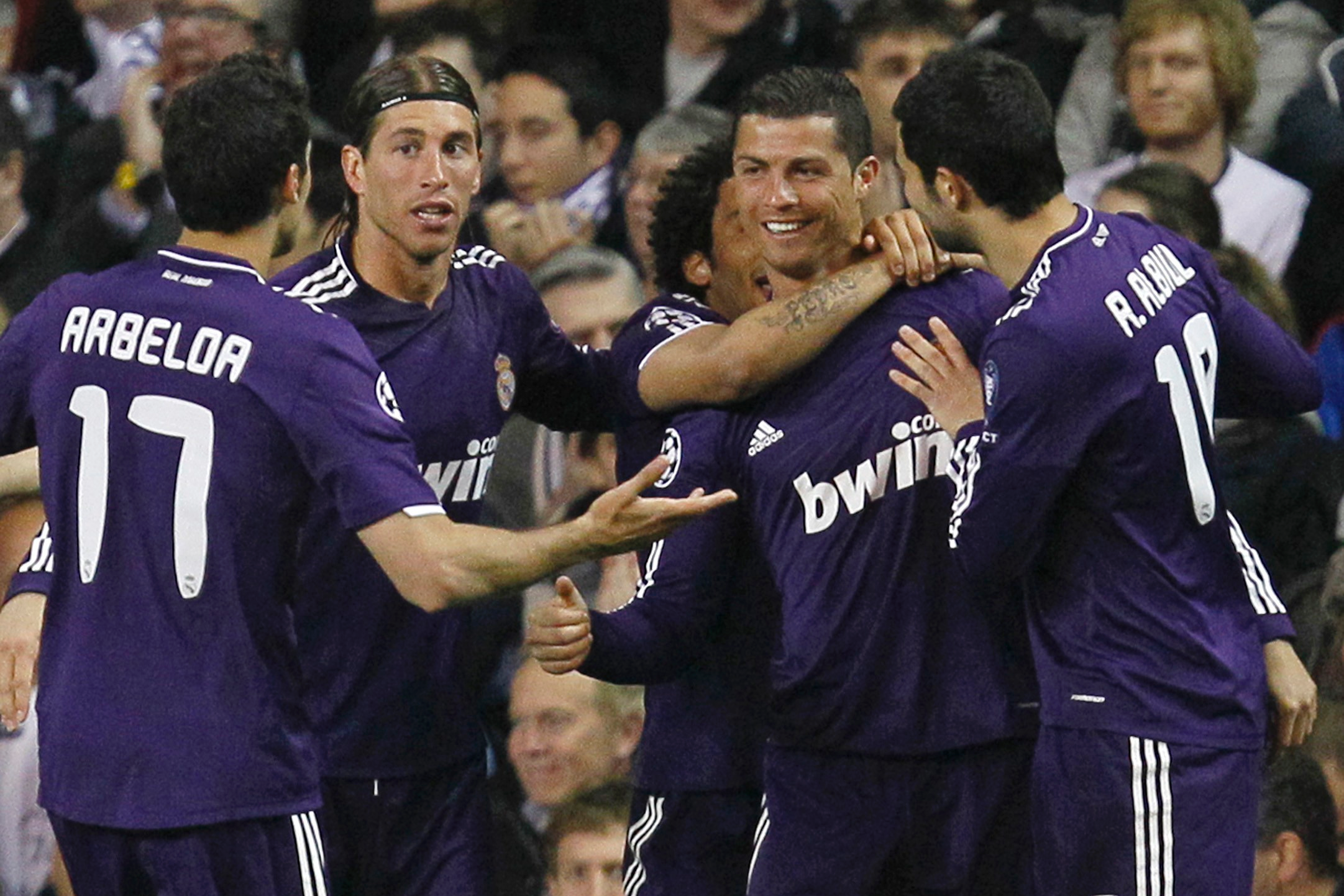 Real Madrid slog ut Tottenham under tisdagen och möter Barça i semifinalen den 26 april på Santiago Bernabeu.