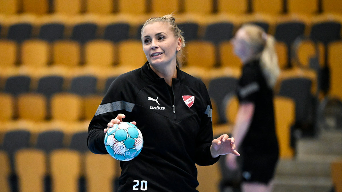 Lugi med den tidigare landslagsstjärnan Isabelle Gulldén åker ur damernas högsta serie i handboll. Bilden är från 2022.