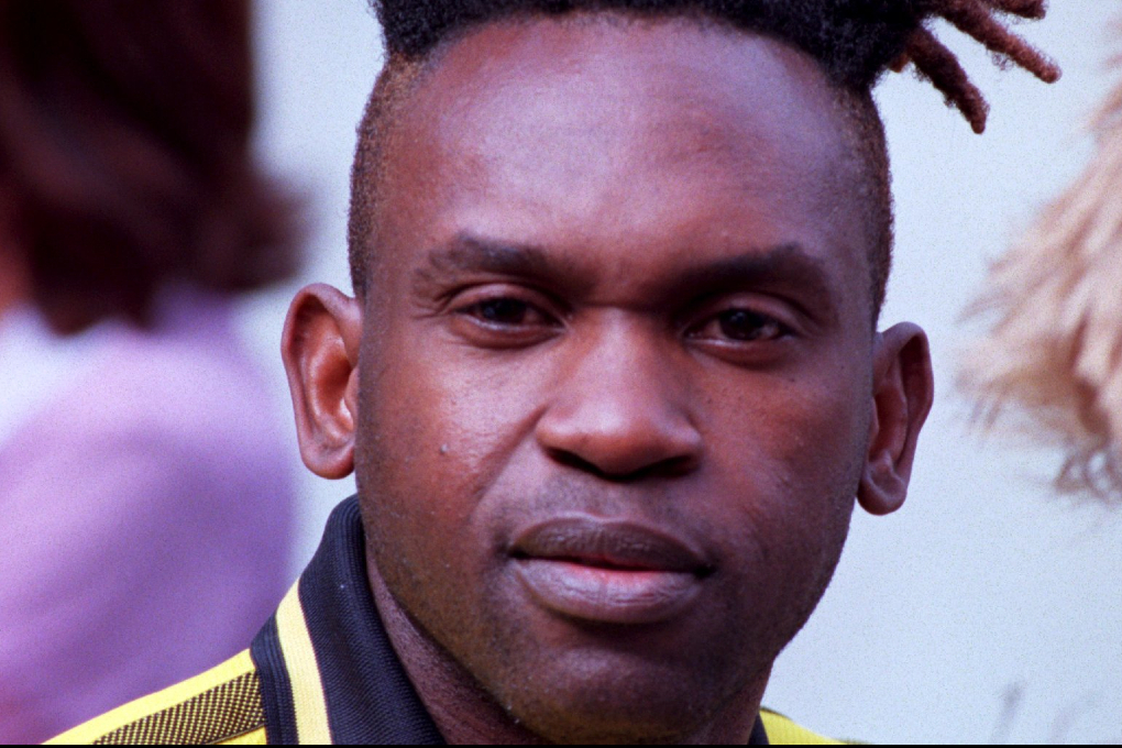 Ett pr-trick? Dr Alban fattade grejen för länge sen och sjöng "Cash Money". Ett pr-trick? Dr Alban fattade grejen för länge sen och sjöng "Cash Money".