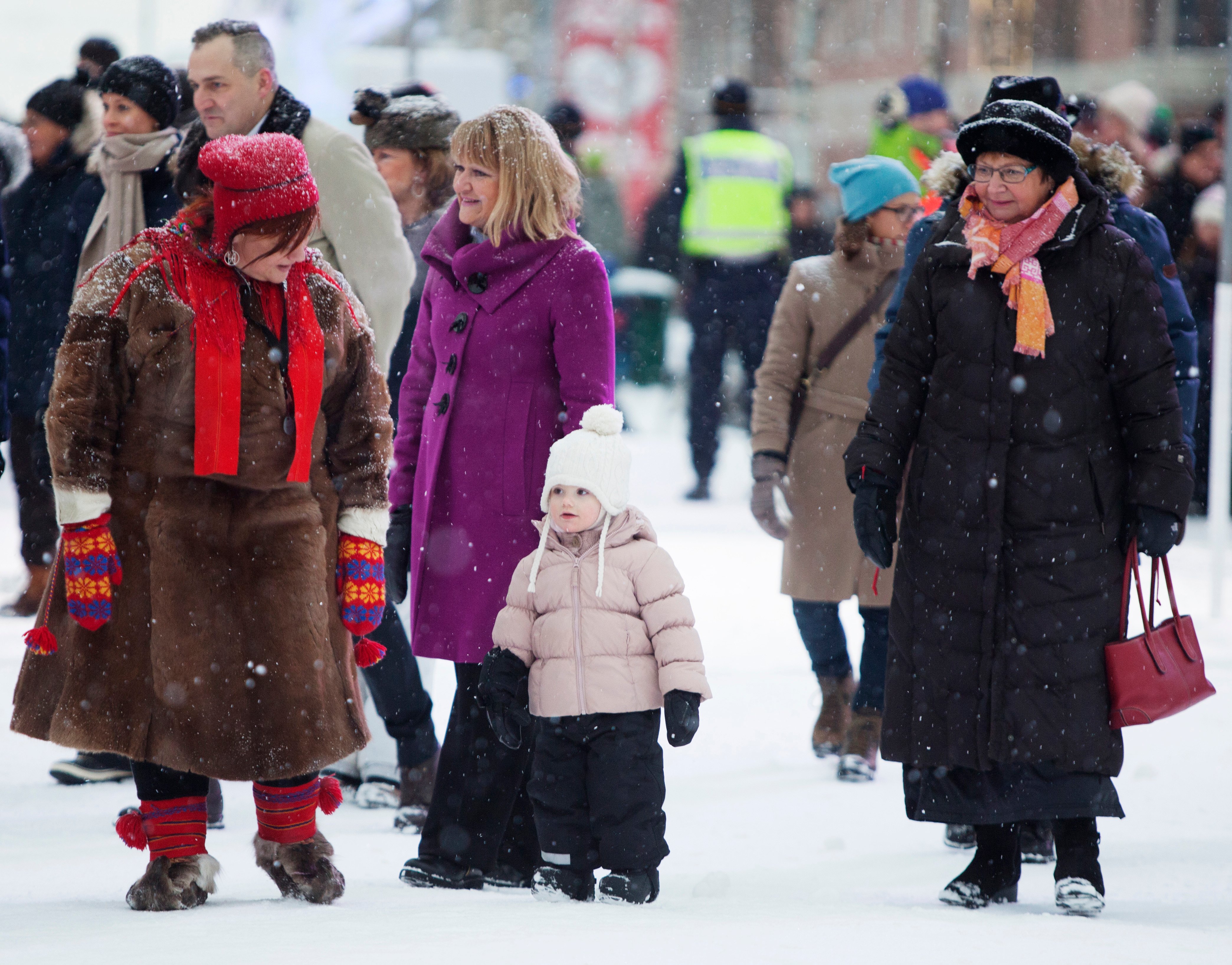 Estelle på besök i Falun under skid-VM.