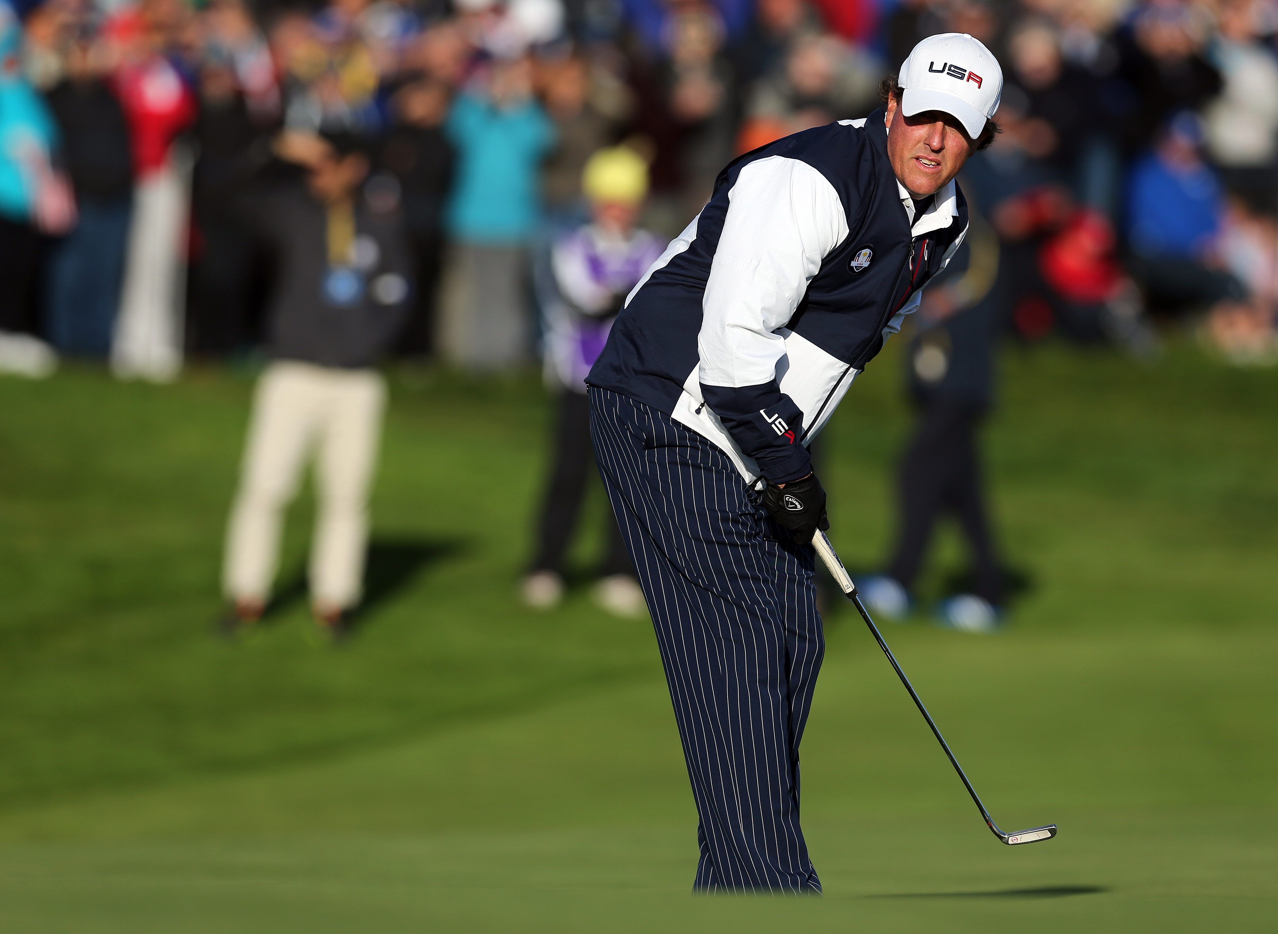 8. Golfgubben Phil Mickelson tjänar 412 miljoner kronor. 8. Golfgubben Phil Mickelson tjänar 412 miljoner kronor.
