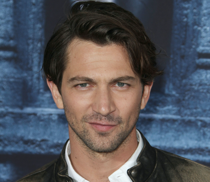 Michiel Huisman Michiel Huisman