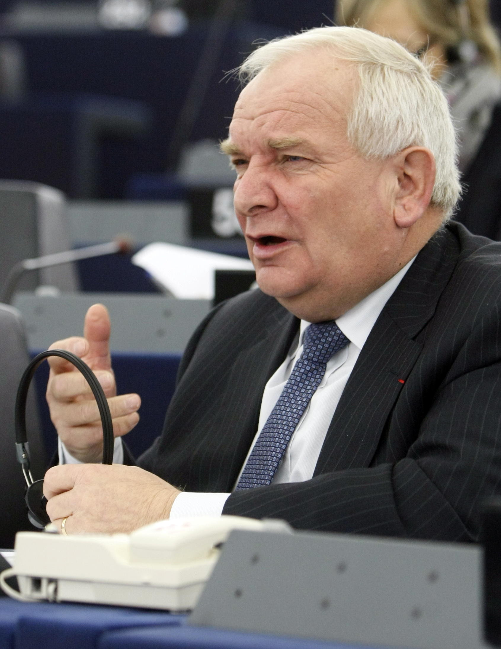 EPP-ordföranden Joseph Daul sa på tisdagen att "Acta-avtalet, det är slut".