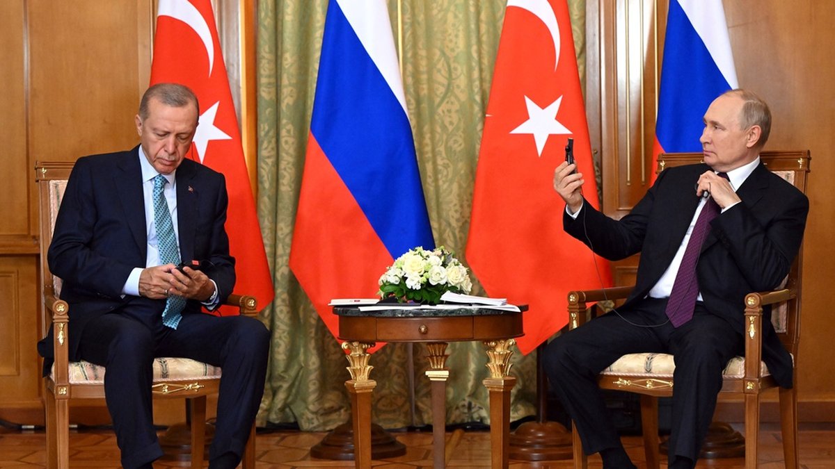 Presidenterna Recep Tayyip Erdogan och Vladimir Putin under ett möte i ryska Sotji i fjol. Arkivbild.