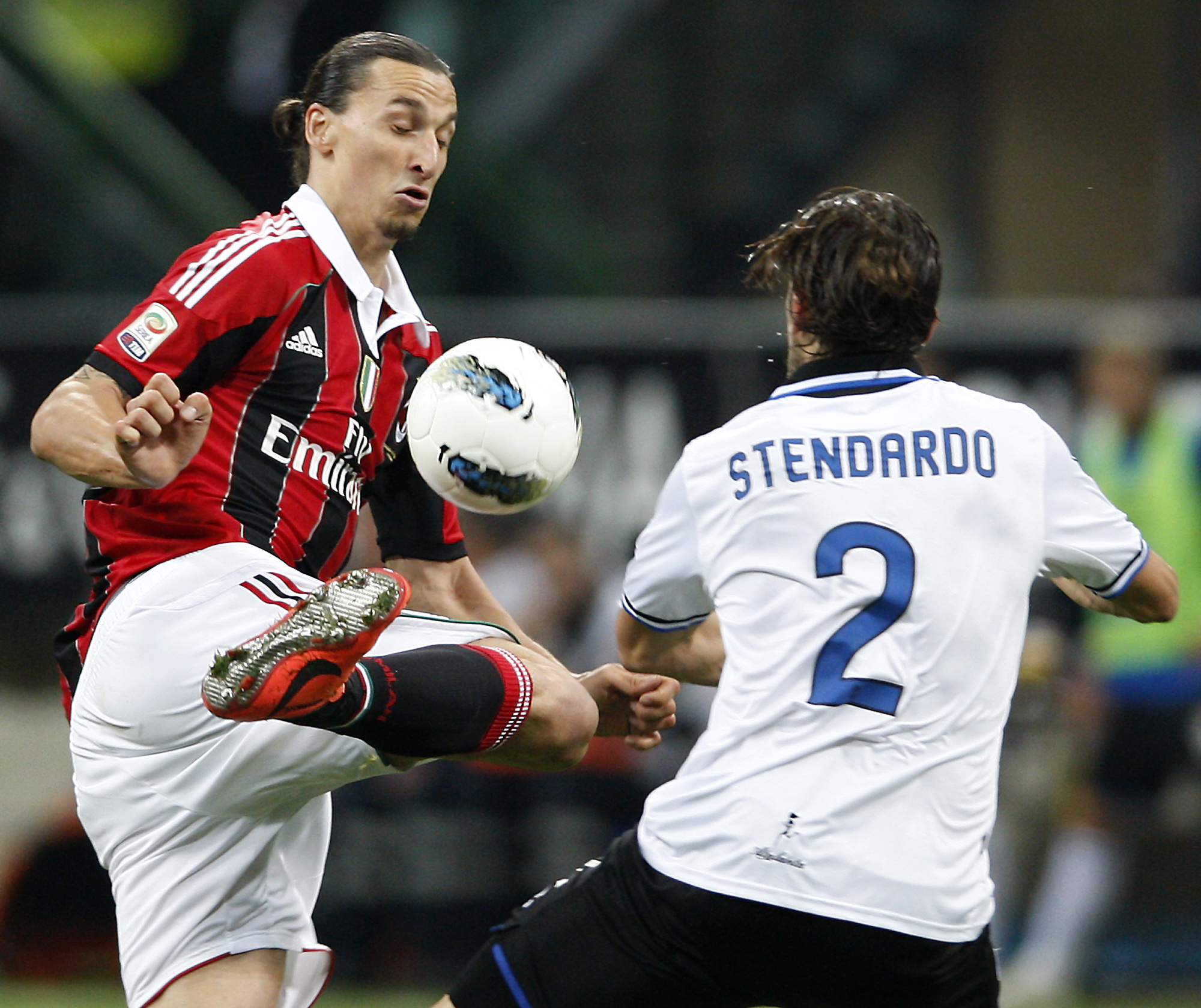 Milanoderbyt mellan Milan och Inter. 20:45 på TV4 Sport. Milanoderbyt mellan Milan och Inter. 20:45 på TV4 Sport.