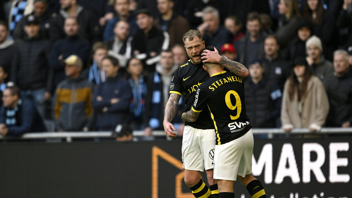 John Guidetti och Nicolas Stefanelli gjorde ett mål vardera när AIK vann mot Djurgården