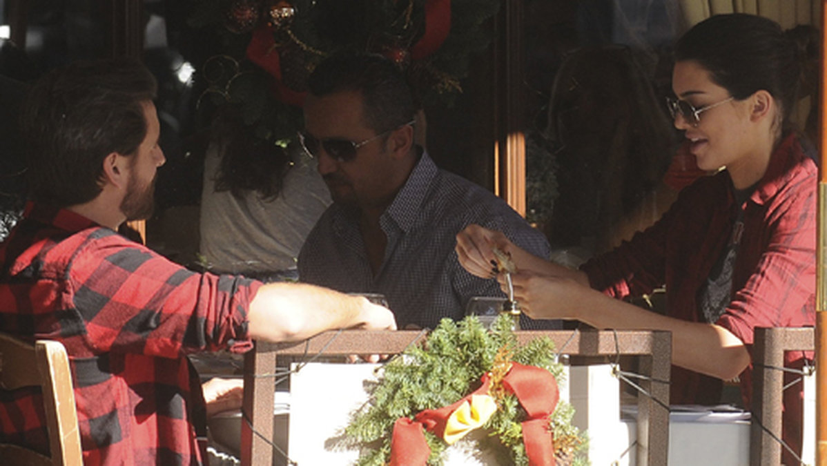 Scott och Kendall äter lunch ihop i november 2014. 