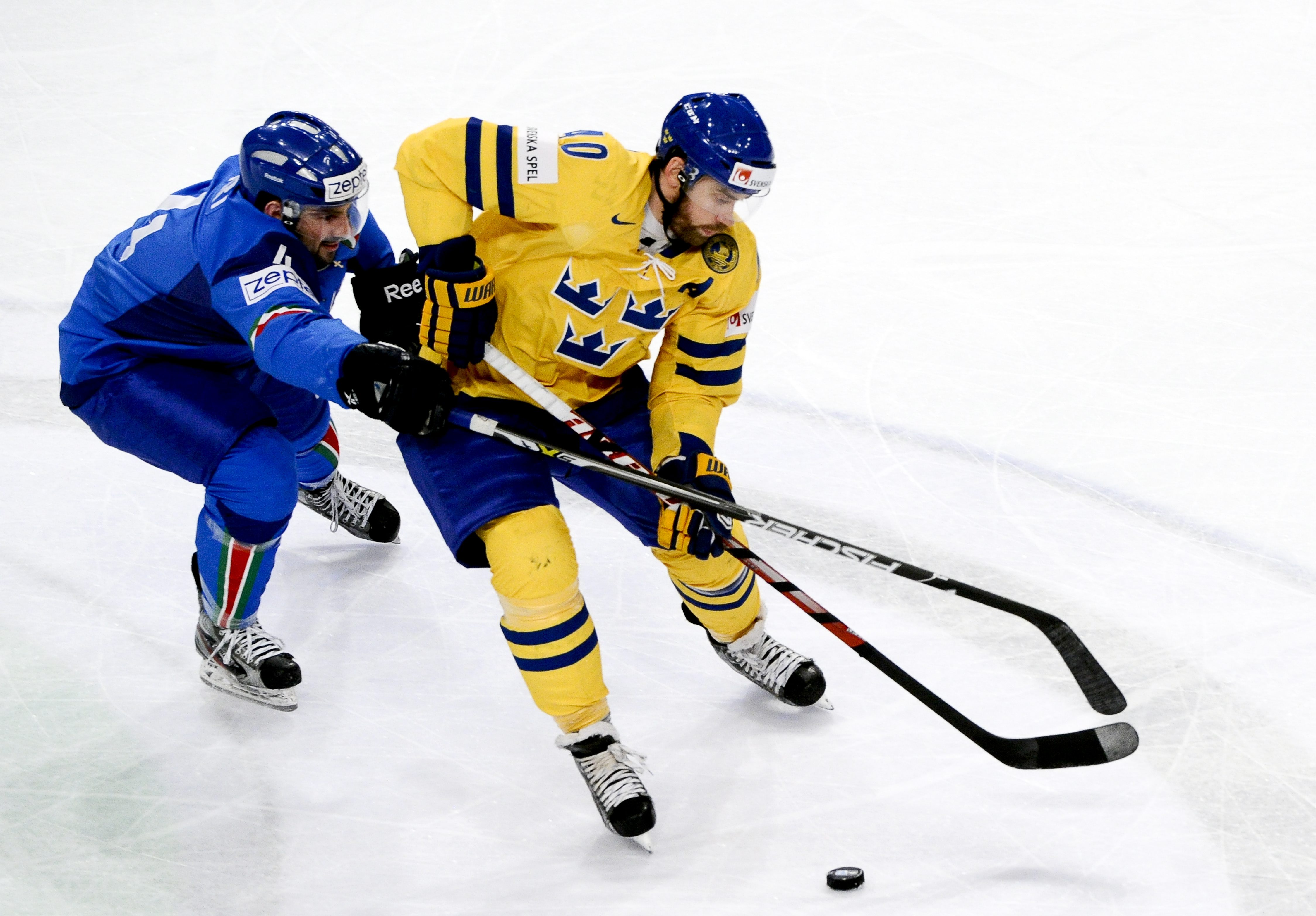 "Zäta" gjorde lite som han ville i offensiv zon, höll i pucken och skapade många öppna lägen för sina lagkamrater. "Zäta" gjorde lite som han ville i offensiv zon, höll i pucken och skapade många öppna lägen för sina lagkamrater.