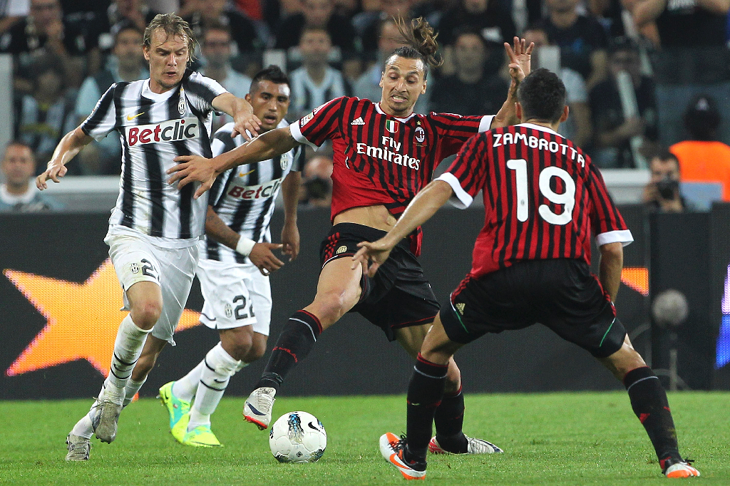 Efter att ha missat tre matcher på grund av en fotskada var Zlatan tillbaka mot Juventus. Matchen förlorade Milan med 0-2.