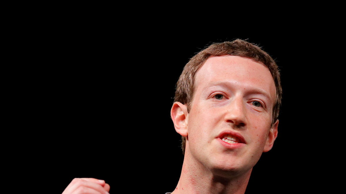 Nyligen pratade och underströk även Mark Zuckerberg Facebooks hållning att kämpa mot terrorism på nätet.