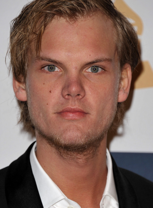 Och heter Avicii. Och heter Avicii.