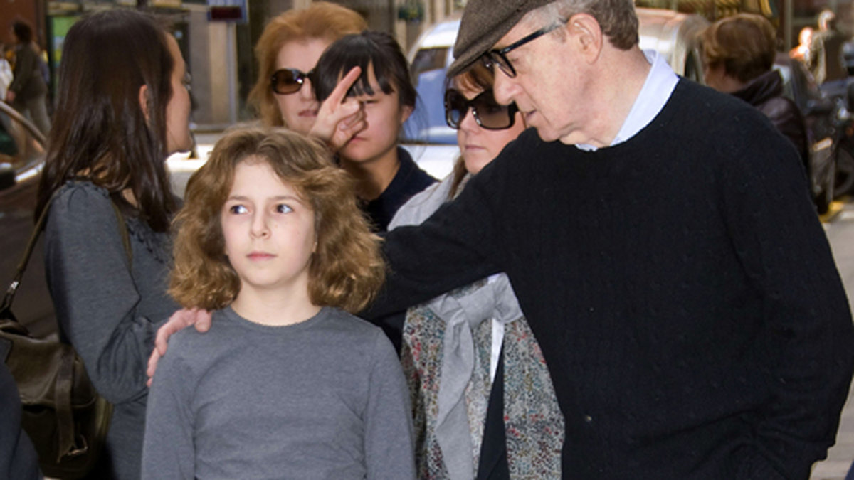 Woody Allen med sin dotter i New York år 2011. 