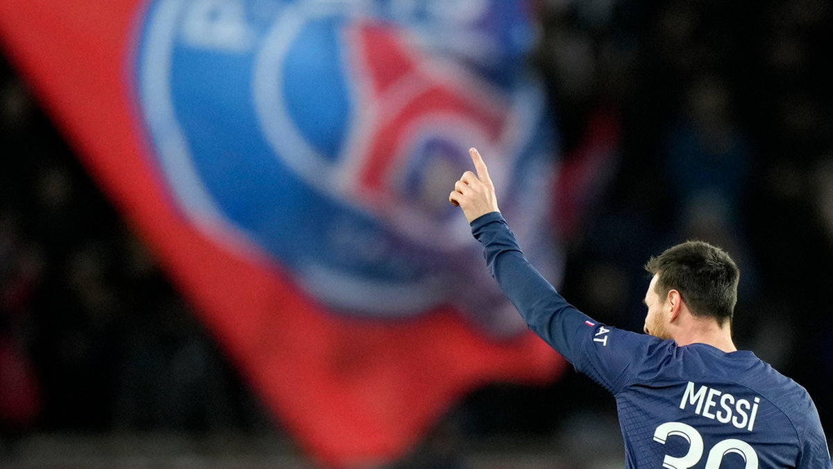 Lionel Messi var tillbaka i PSG:s startelva i kvällens ligamatch mot Angers och gjorde ett av målen i 2–0-segern.
