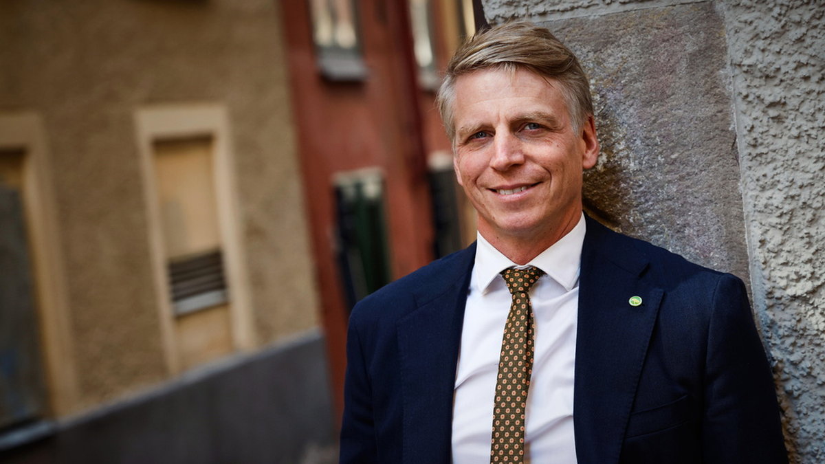 Miljöpartiets språkrör Per Bolund vill se en majoritetsregering med S, MP, C och V.