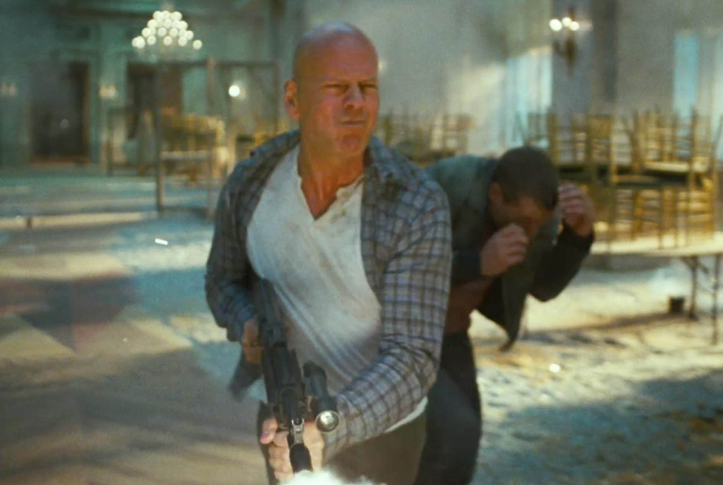 Den 14 februari är det premiär för A good day to die hard med Bruce Willis i huvudrollen. Klassisk action på alla hjärtans dag. Den 14 februari är det premiär för A good day to die hard med Bruce Willis i huvudrollen. Klassisk action på alla hjärtans dag.