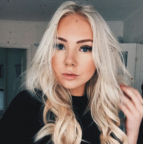 Linns 18-årsfest såg extremt glammig och rolig ut. Men den slutade inte riktigt som hon tänkt sig. Linns 18-årsfest såg extremt glammig och rolig ut. Men den slutade inte riktigt som hon tänkt sig.