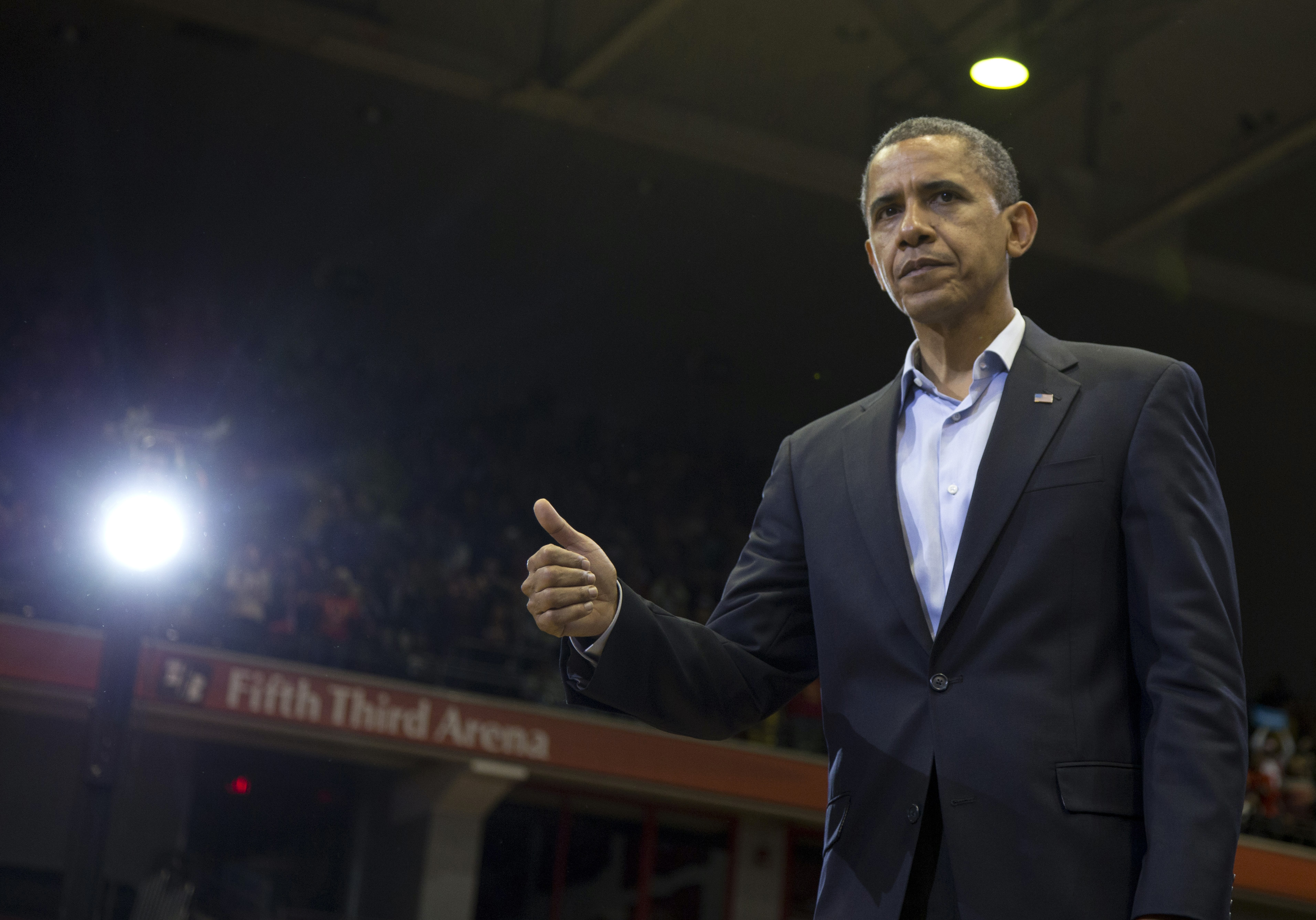 Barack Obama har stora delar av underhållningsbranschen med sig, men även flera av sina företrädare. Barack Obama har stora delar av underhållningsbranschen med sig, men även flera av sina företrädare.