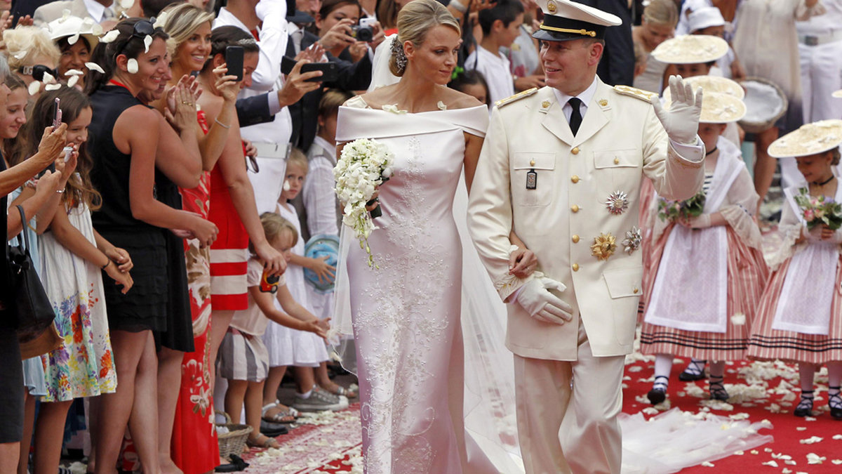 Prince Albert II av Monaco och Charlene Wittstock gifte sig år 2011. Det har beskrivits som den största festen i Monaco sedan Alberts föräldrar, Rainer den tredje och Grace Kelly gifte sig 55 år tidigare. 