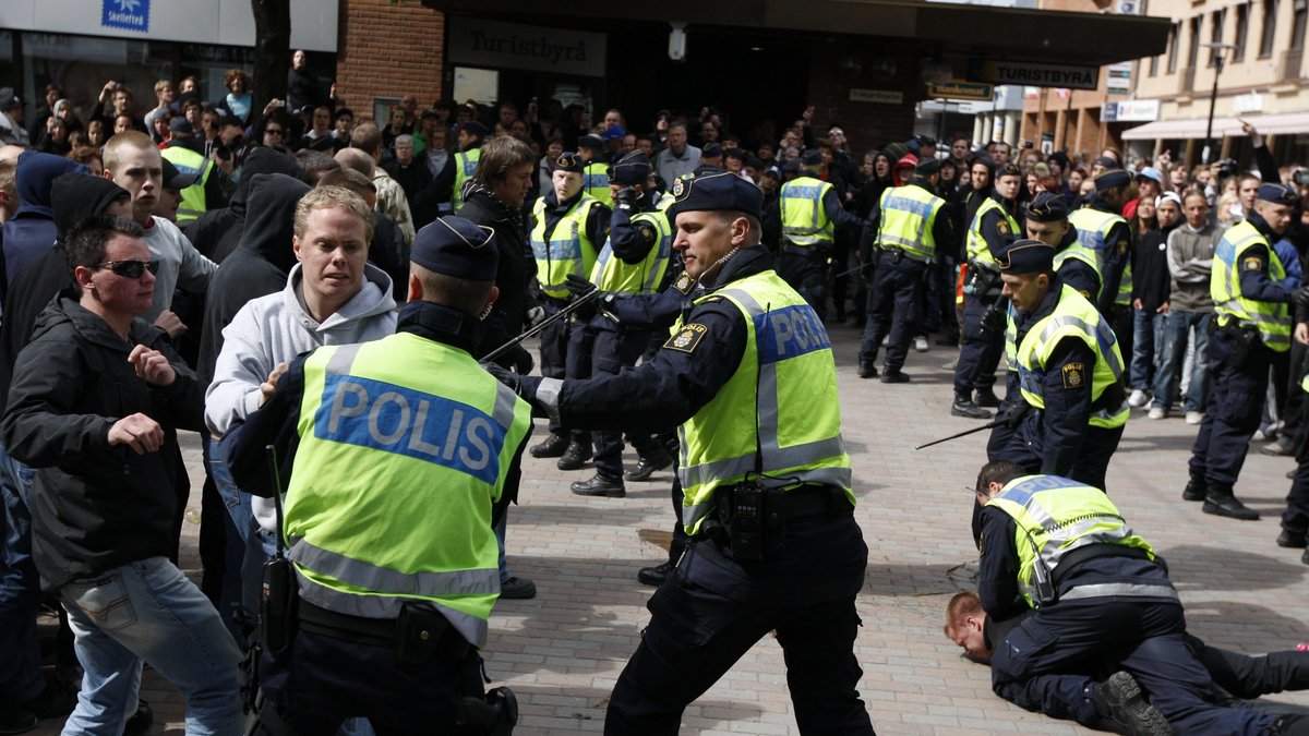 Under Svenska Motsåndsrörelsens demonstration.