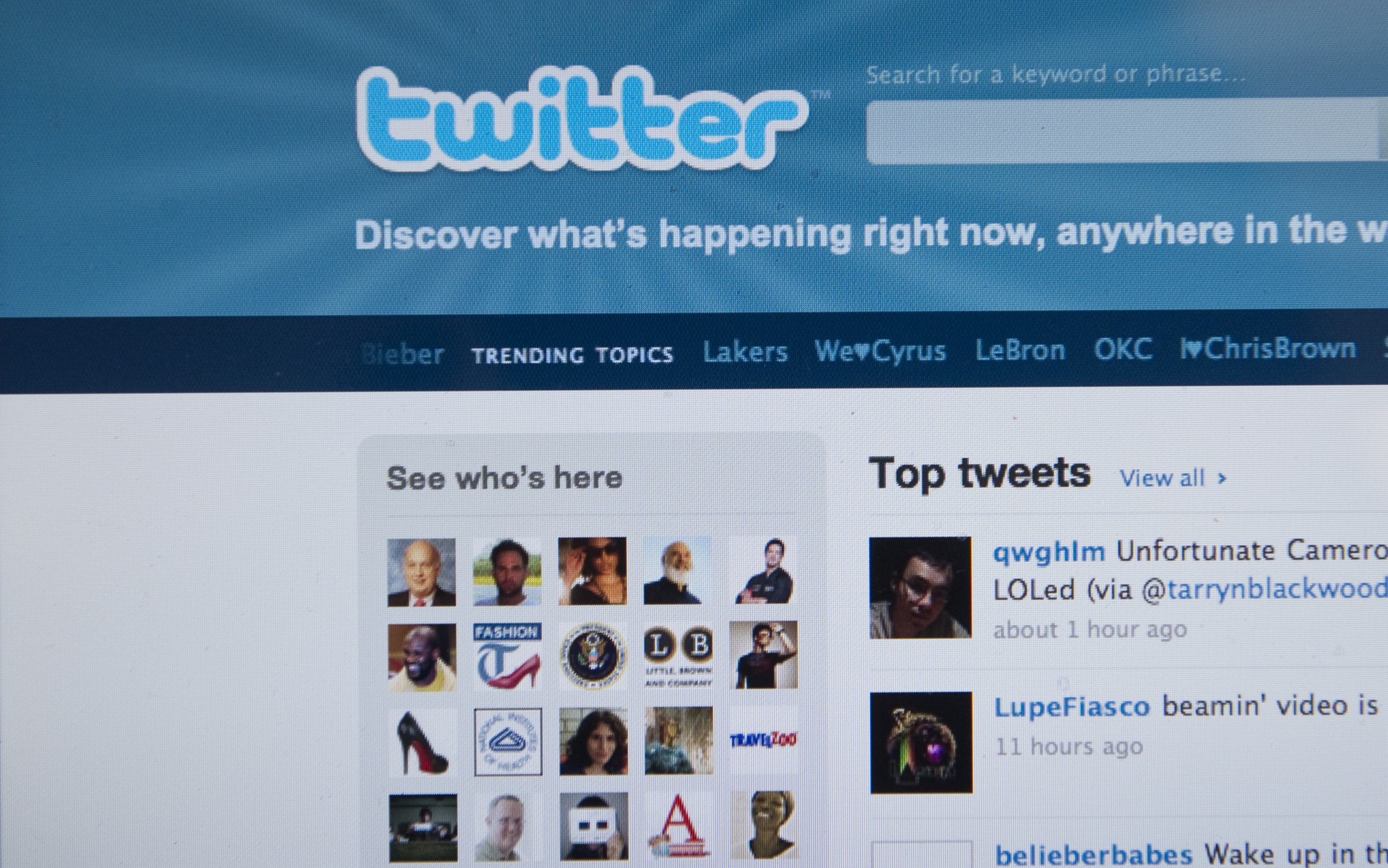 Även Twitterkonton drabbades av intrånget.