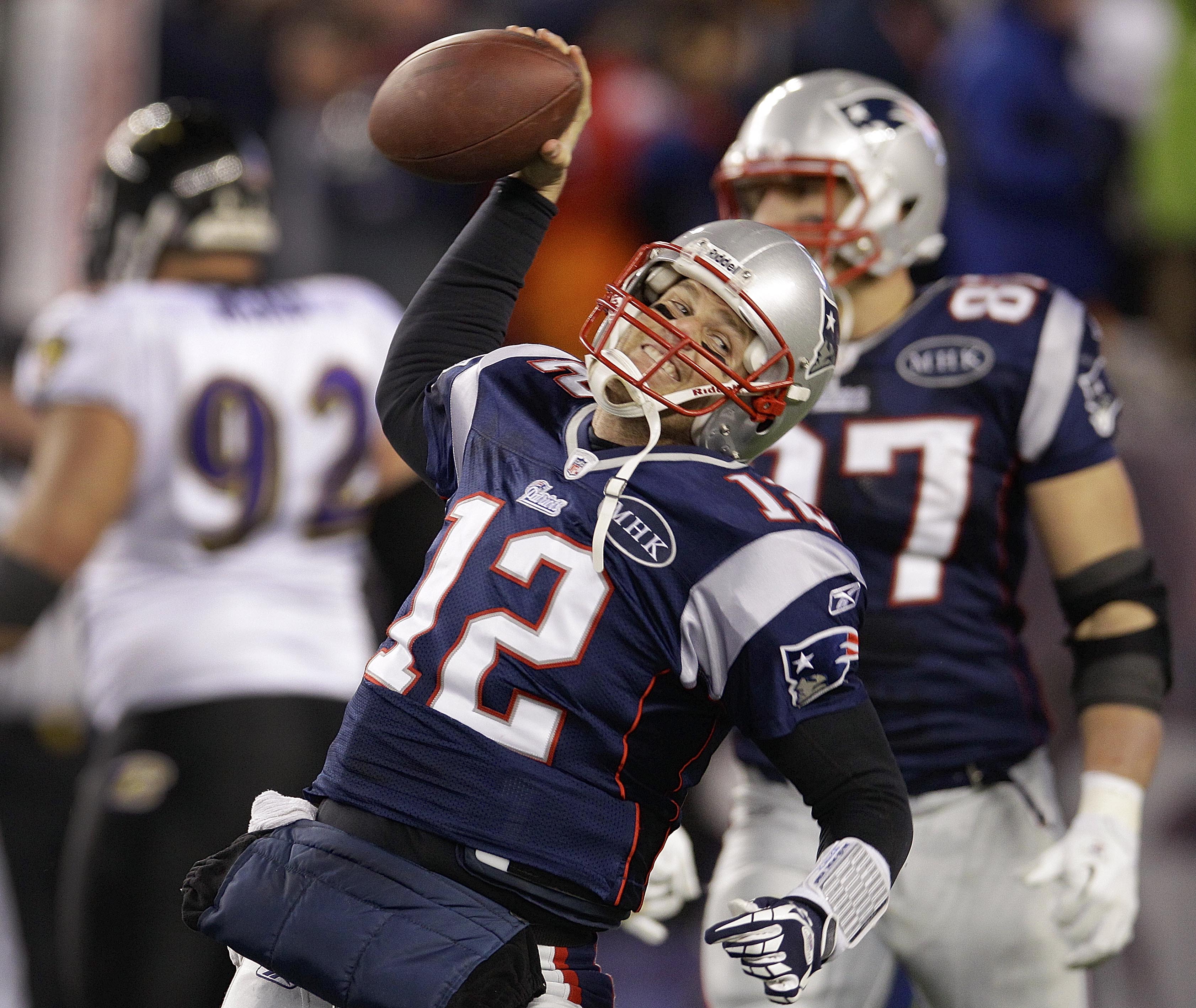 Tom Brady har chans att vinna sin fjärde Super Bowl och samtidigt bli den quarterback i NFL:s historia med flest vunna slutspelsmatcher. Tom Brady har chans att vinna sin fjärde Super Bowl och samtidigt bli den quarterback i NFL:s historia med flest vunna slutspelsmatcher.
