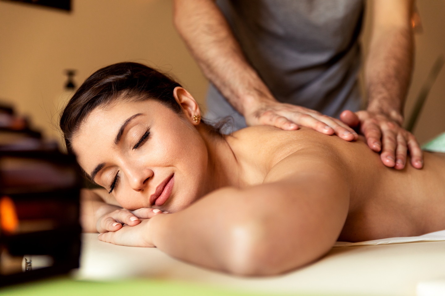 Oljemassage 60 minuter Oljemassage 60 minuter