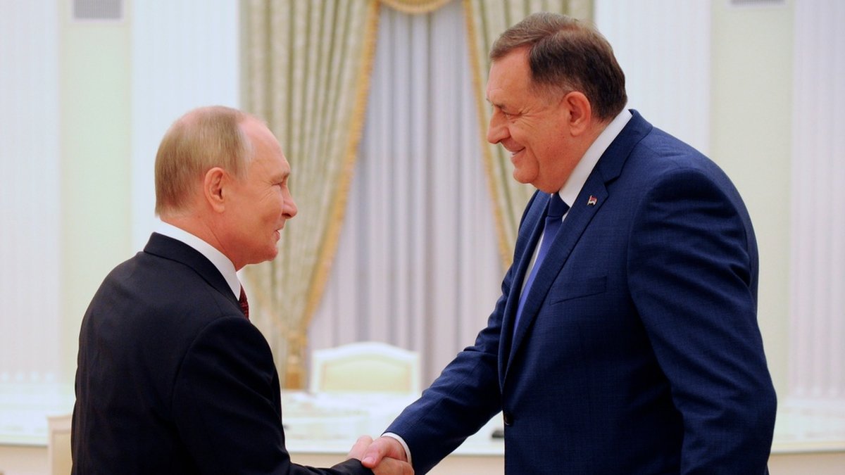 Rysslands president Vladimir Putin och Bosnien-Hercegovinas bosnienserbiske president Milorad Dodik träffades tisdag den 20 september. De har träffats flera gånger förut.