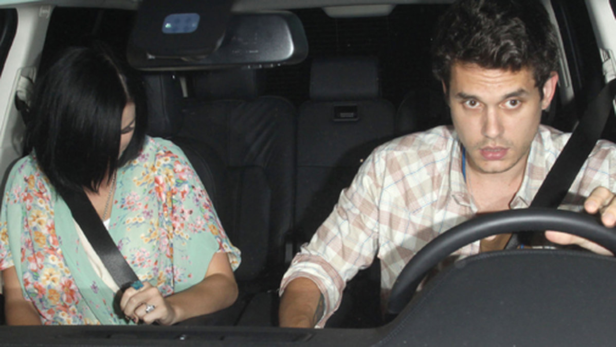 John Mayer och Katy Perry försökte lappa ihop sin bråkiga relation. 