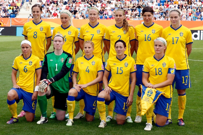 Det svenska damlandslaget i fotboll också.