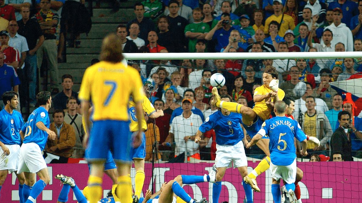 Zlatan Ibrahimovics klack mot Italien gjorde att Sverige och Danmark gick vidare ur gruppen. Odödlig.
