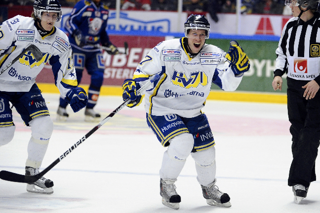 Andreas Falk gjorde mål för HV71 och såg till att laget gjorde FBK sällskap till semifinalspelet. 