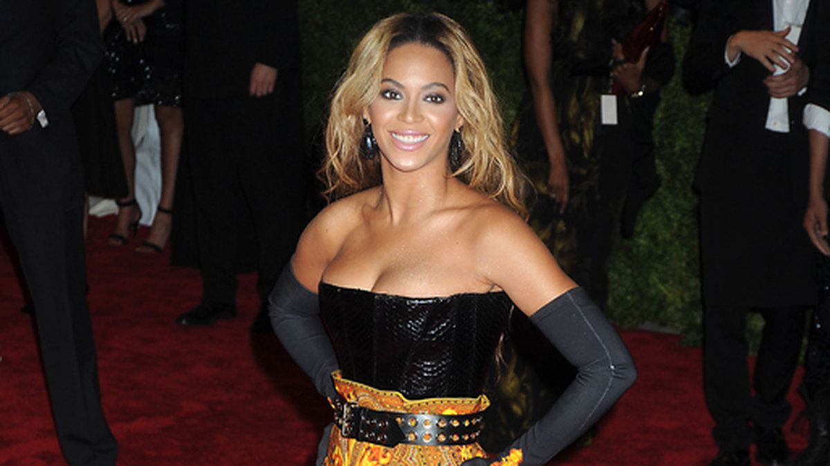 Beyoncé såg ut som en eldsvåda från sjuttiotalet. Bootsen?! WTF.