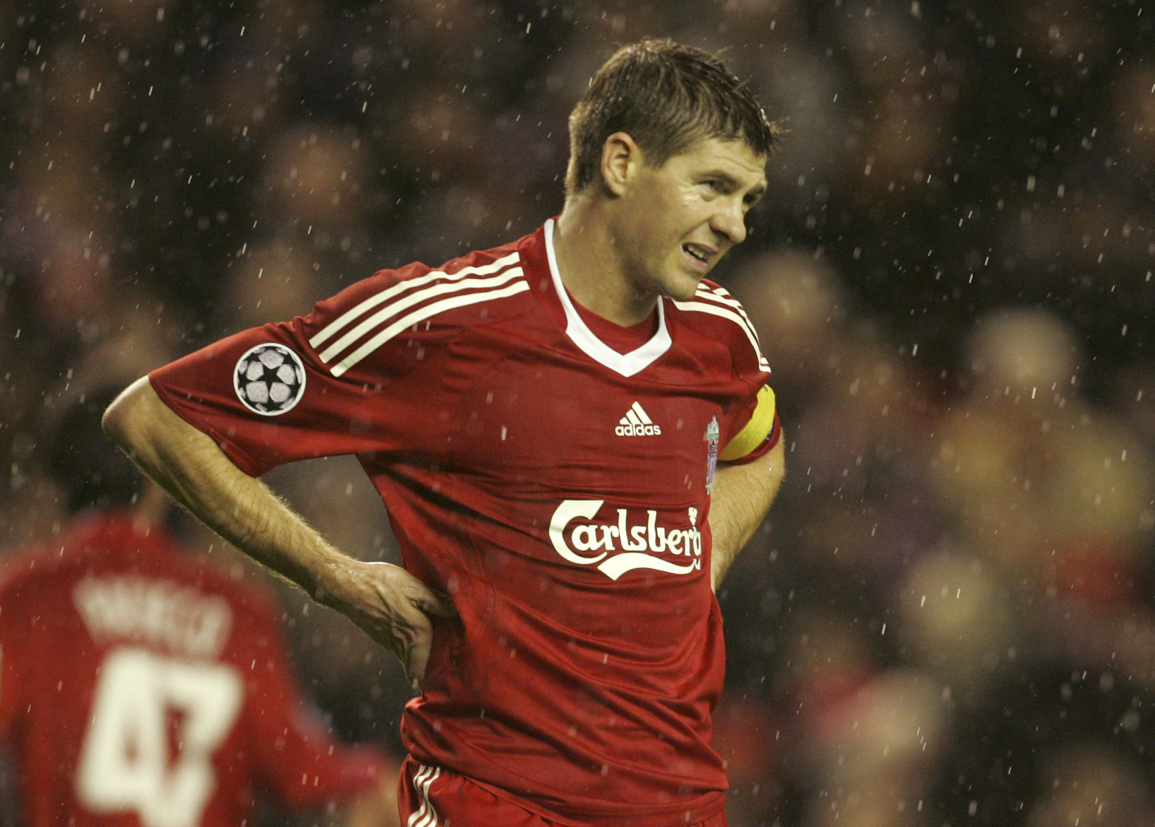Liverpools kapten Steven Gerrard förnekar alla rykten om bråk med tränaren Rafa Benitez. 