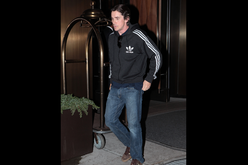 Christian Bale i New York under inspelningarna av The Dark Knight.