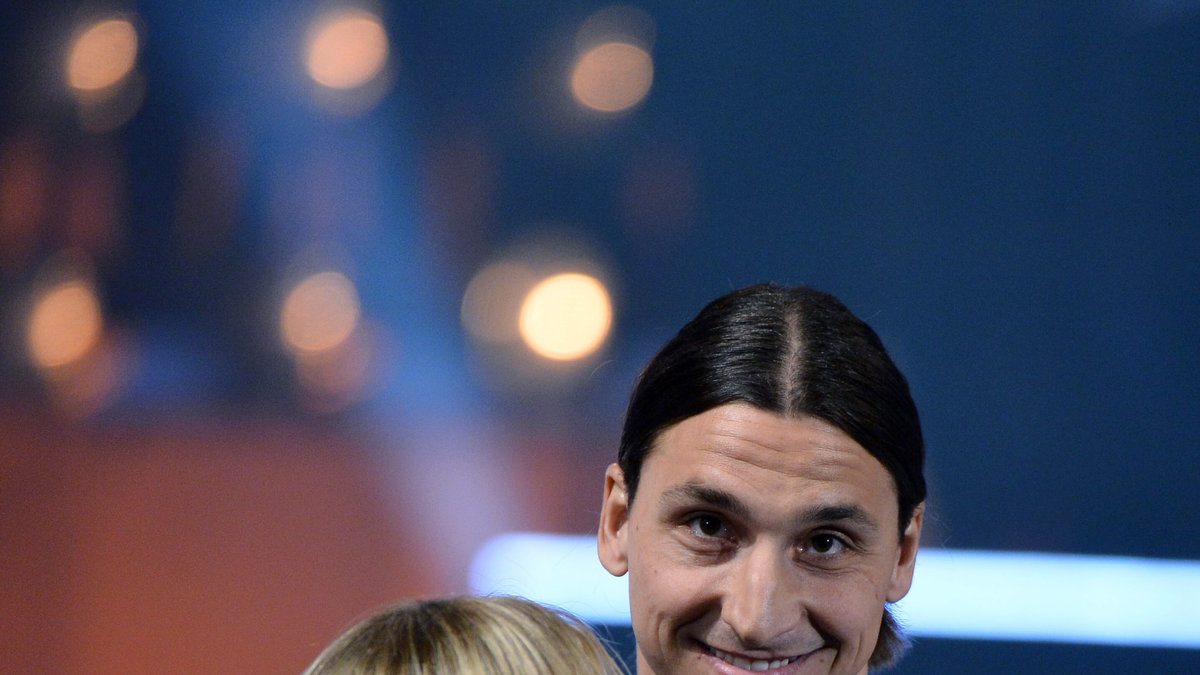 Zlatan fick även pris för sin drömträff i matchen mot Frankrike i EM. 