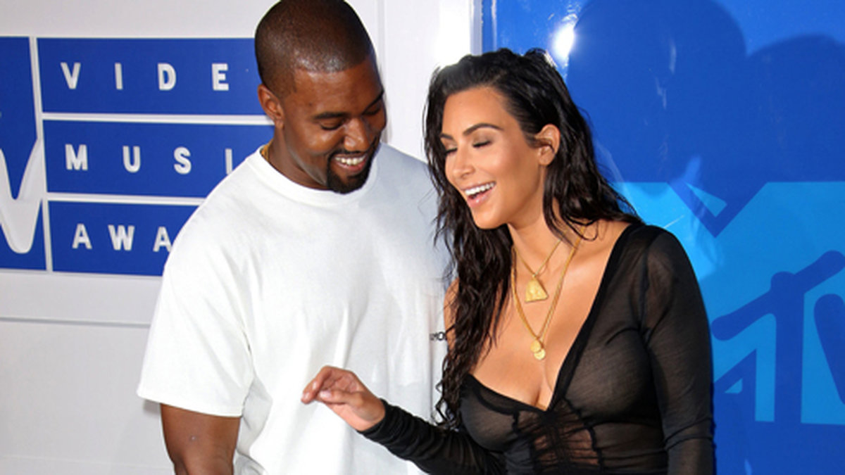 Kim och Kanye på MTV-galan. 