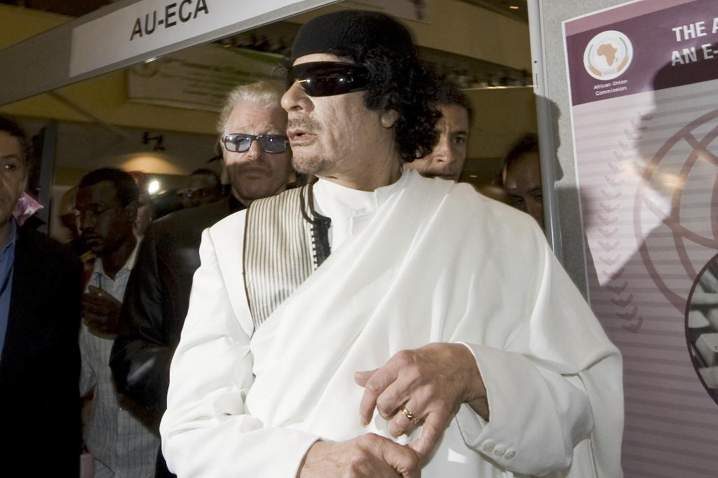 Libyens president, Muammar Khaddafi, beskrivs i de läckta USA-telegrammen som "både ombytlig och excentrisk".