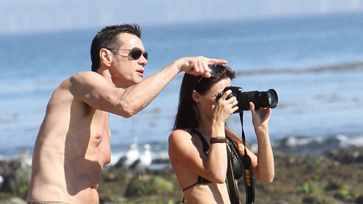 Jim Carrey och Cathriona White i Malibu den 15 september 2012,