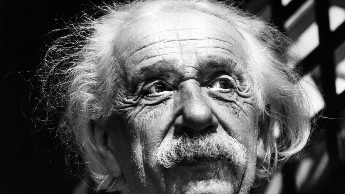 Albert Einstein 1954. Han fick aldrig Nobelpriset för sin mest revolutionerande upptäckt.