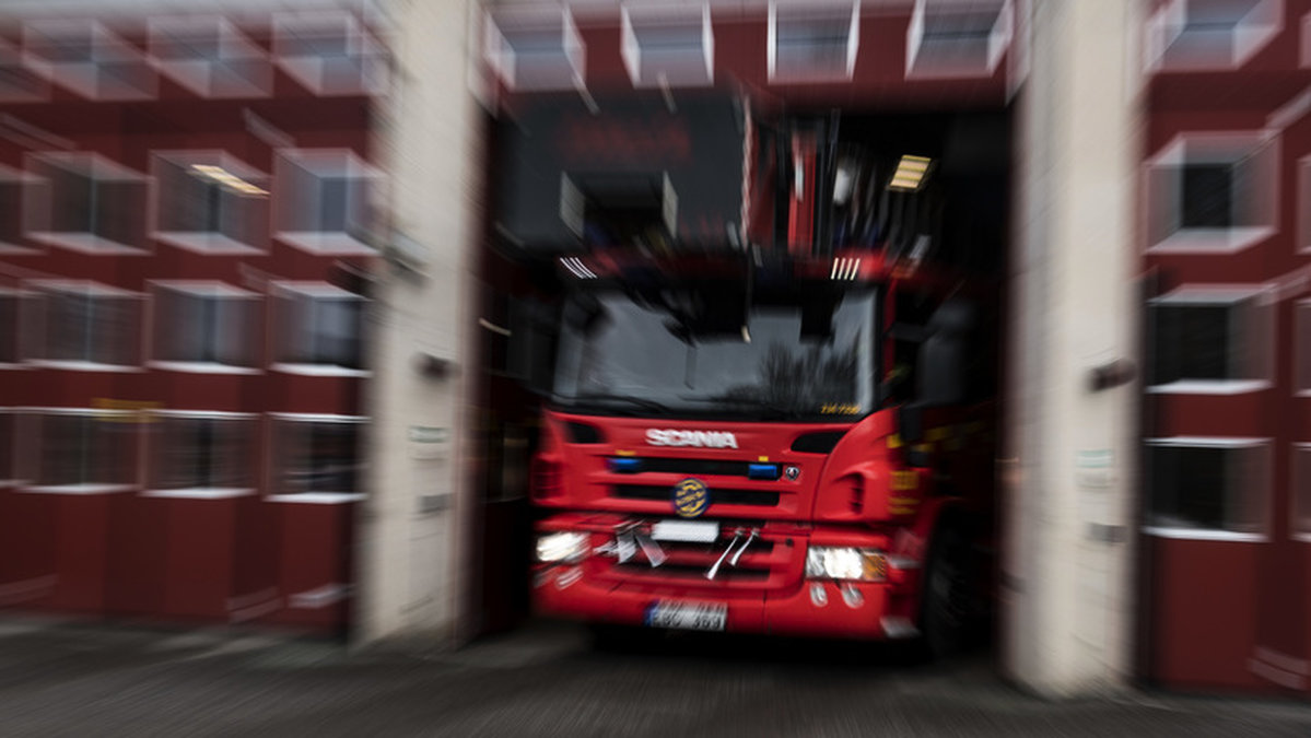 Ett höghus i Södertälje evakuerades efter en brand. Arkivbild.