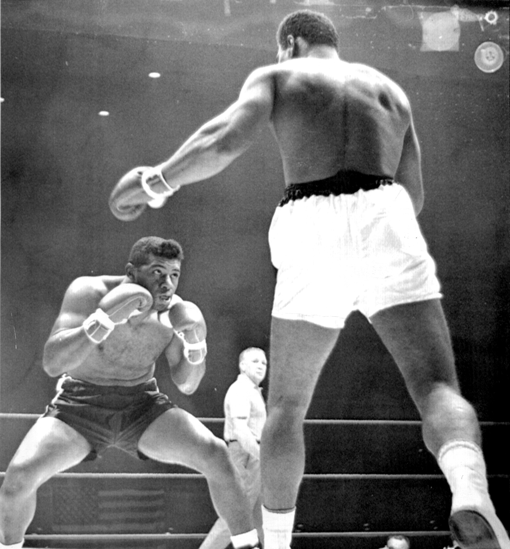 Ali mot Floyd Patterson – som "Ingo" vann sitt världsmästarbälte mot. Ali mot Floyd Patterson – som "Ingo" vann sitt världsmästarbälte mot.