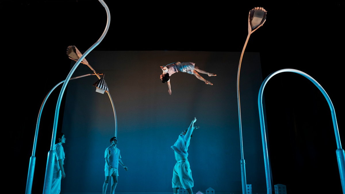 'Moln' är en av många föreställningar som spelas under cirkusfestivalen Cirkusmania. Pressbild.