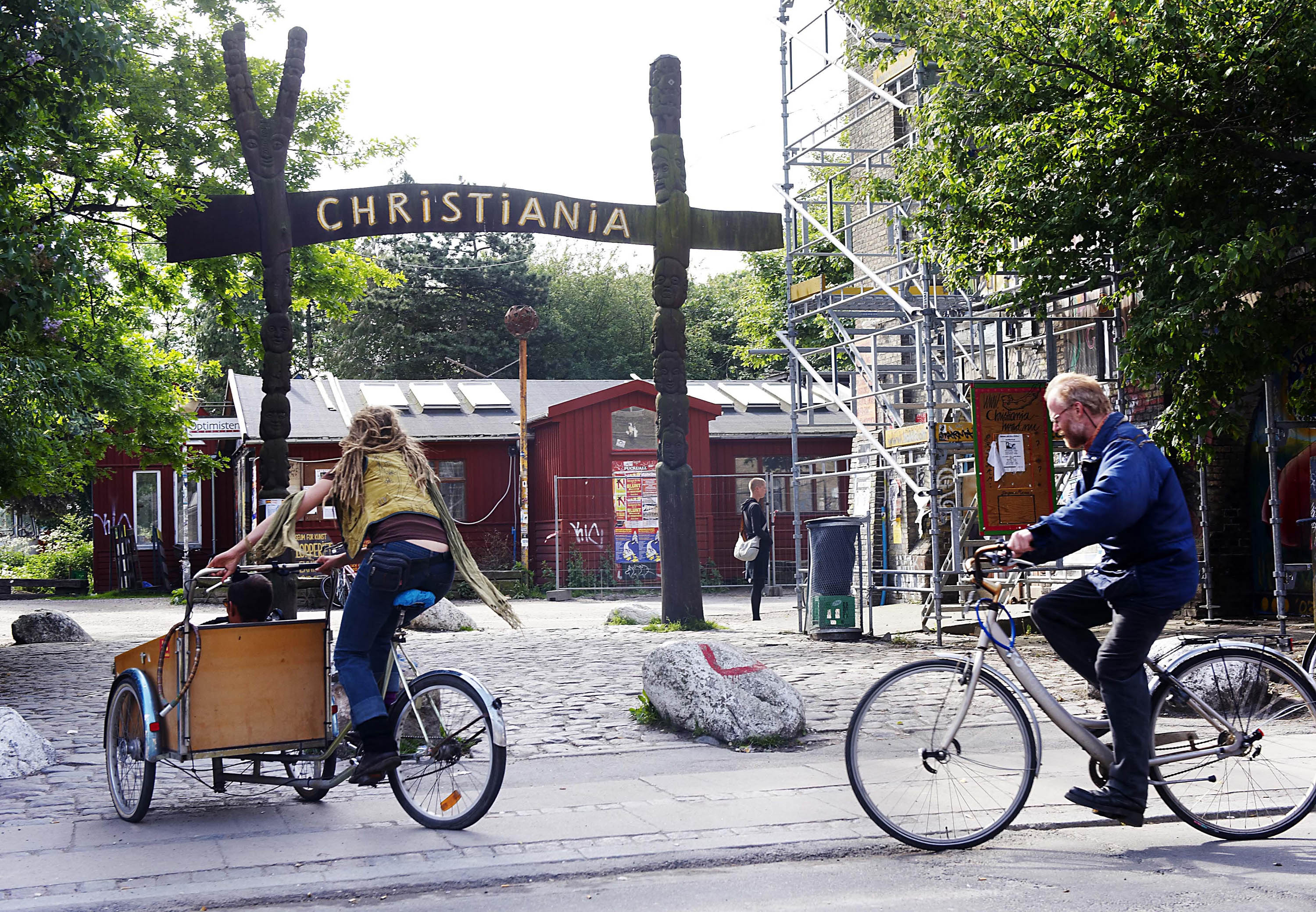 Maj 2009. Entrén till Christiania. 