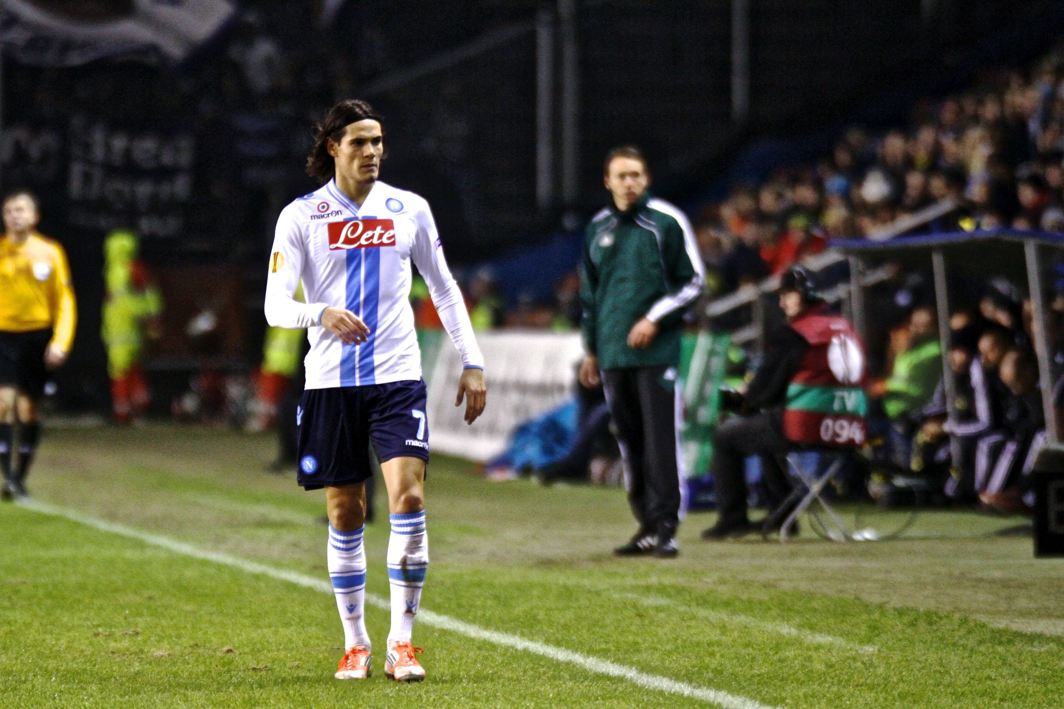 Cavani syntes knappt till under hela matchen. Cavani syntes knappt till under hela matchen.